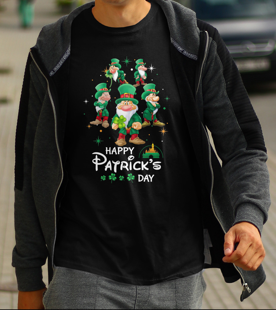 Happy Patrick's Day Grumpy Leprechaun Characters With Shamrocks T-Shirt