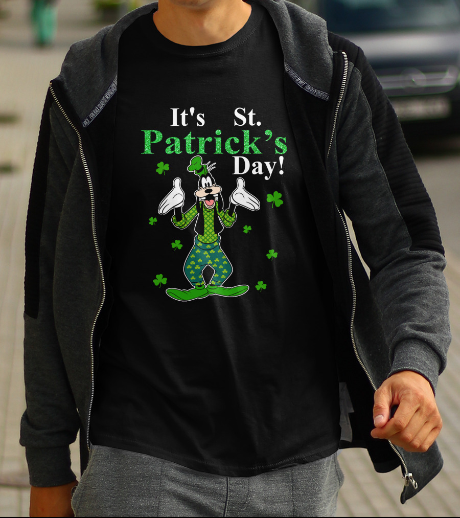 Goofy It's St Patrick's Day With Shamrocks And Bowtie Fun T-Shirt