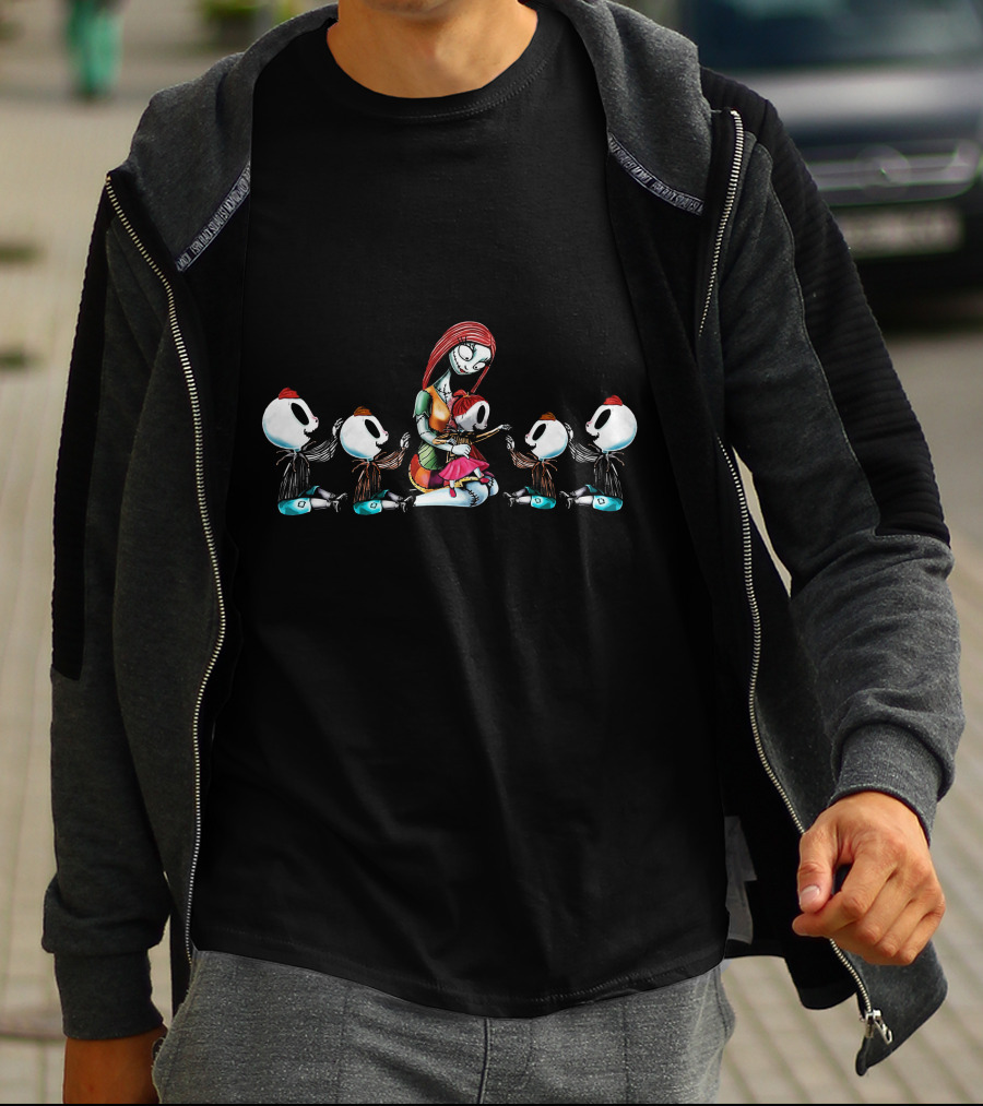 4 Boys 1 Girl Mother Of Nightmares Halloween Characters Gathering T-Shirt