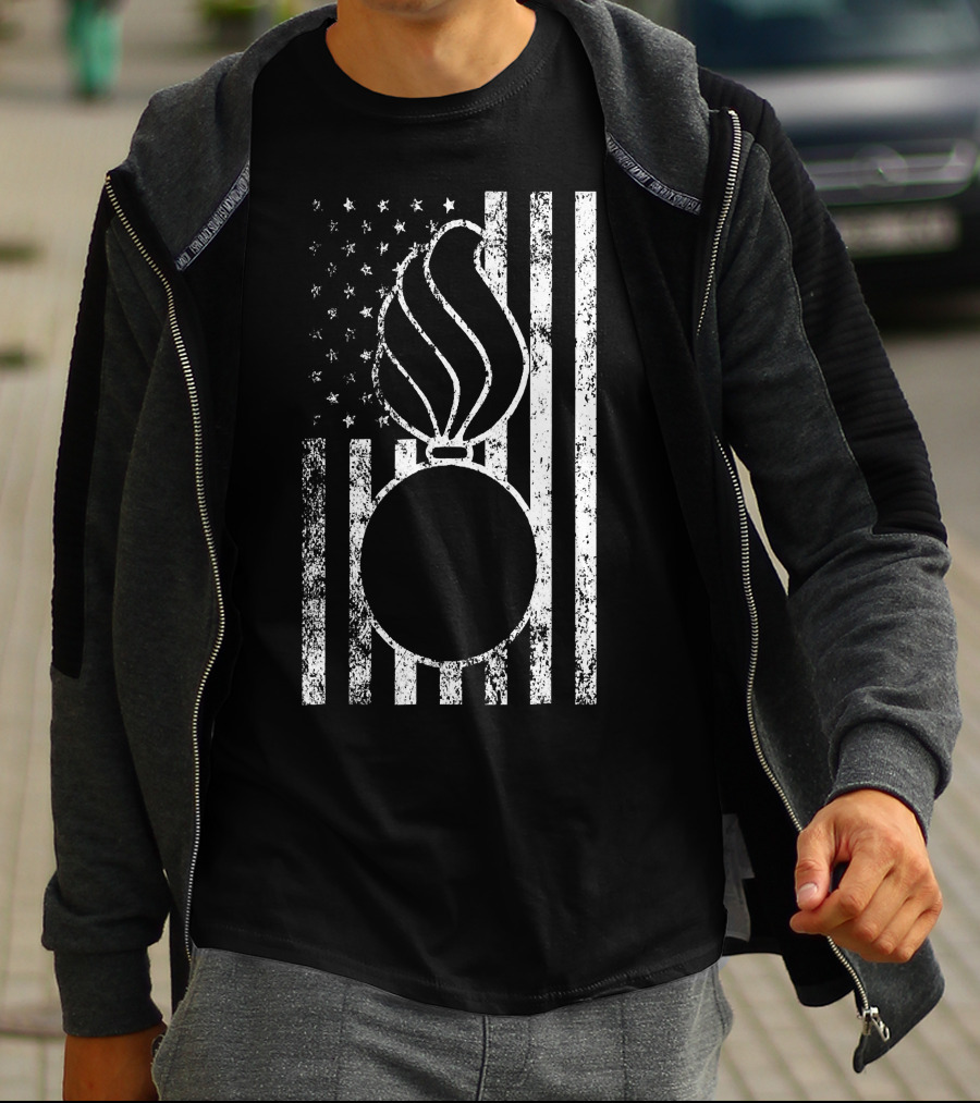 Air Force Ammo Pisspot Distressed American Flag Merica T-Shirt