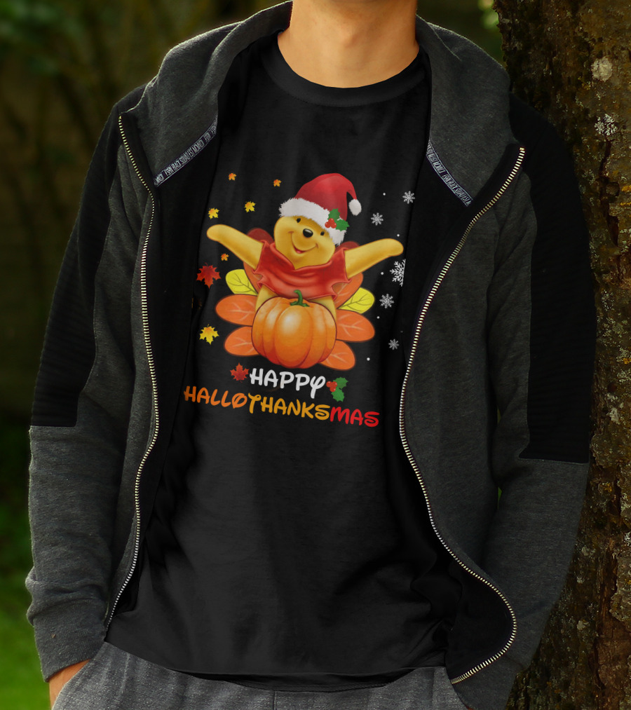 Happy Hallothankmas Pooh Pumpkin Santa Hat T-Shirt