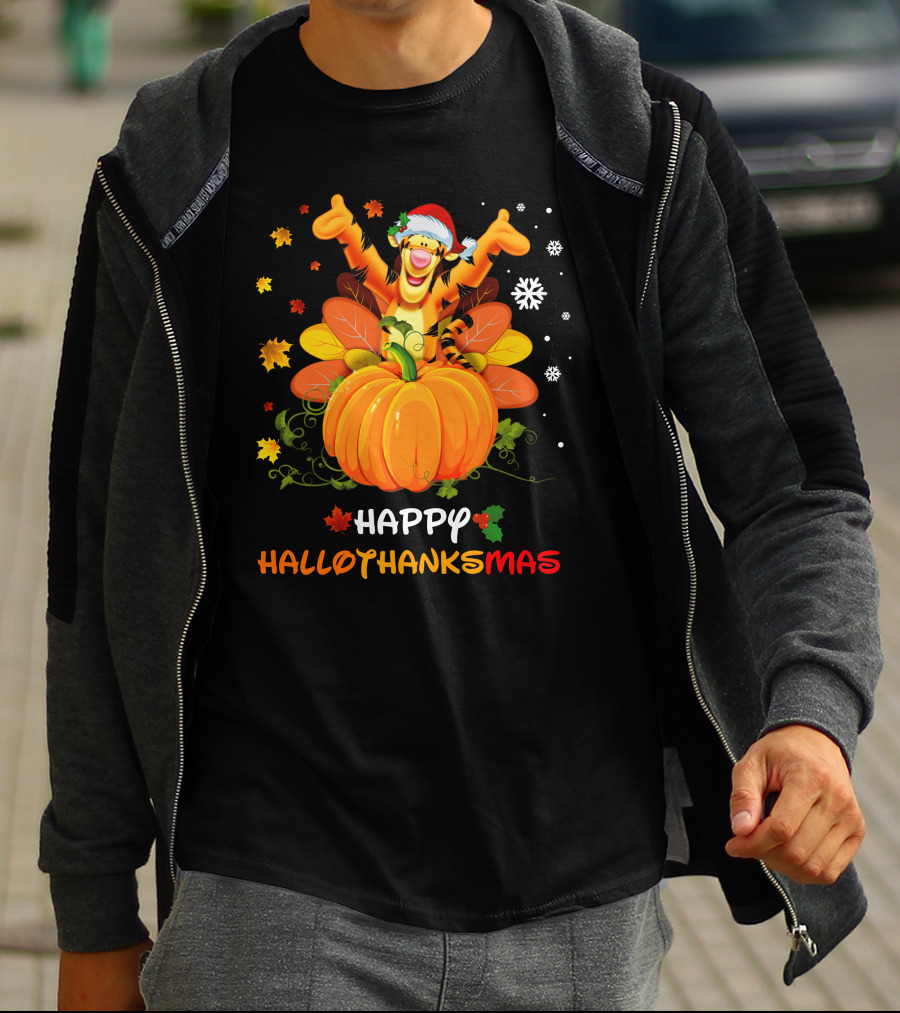 Happy Hallothankmas Tigger Santa Pumpkin Snowflakes Leaves T-Shirt