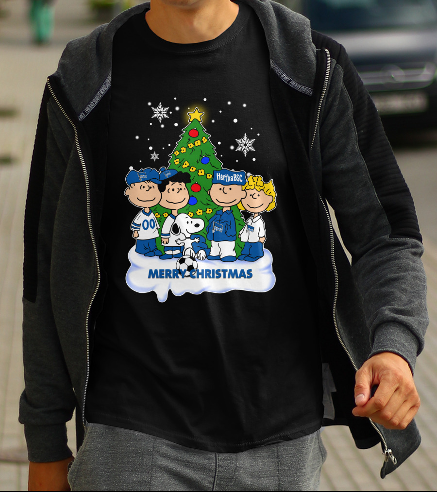 Hertha BSC Peanuts Merry Christmas Tree Scene T-Shirt