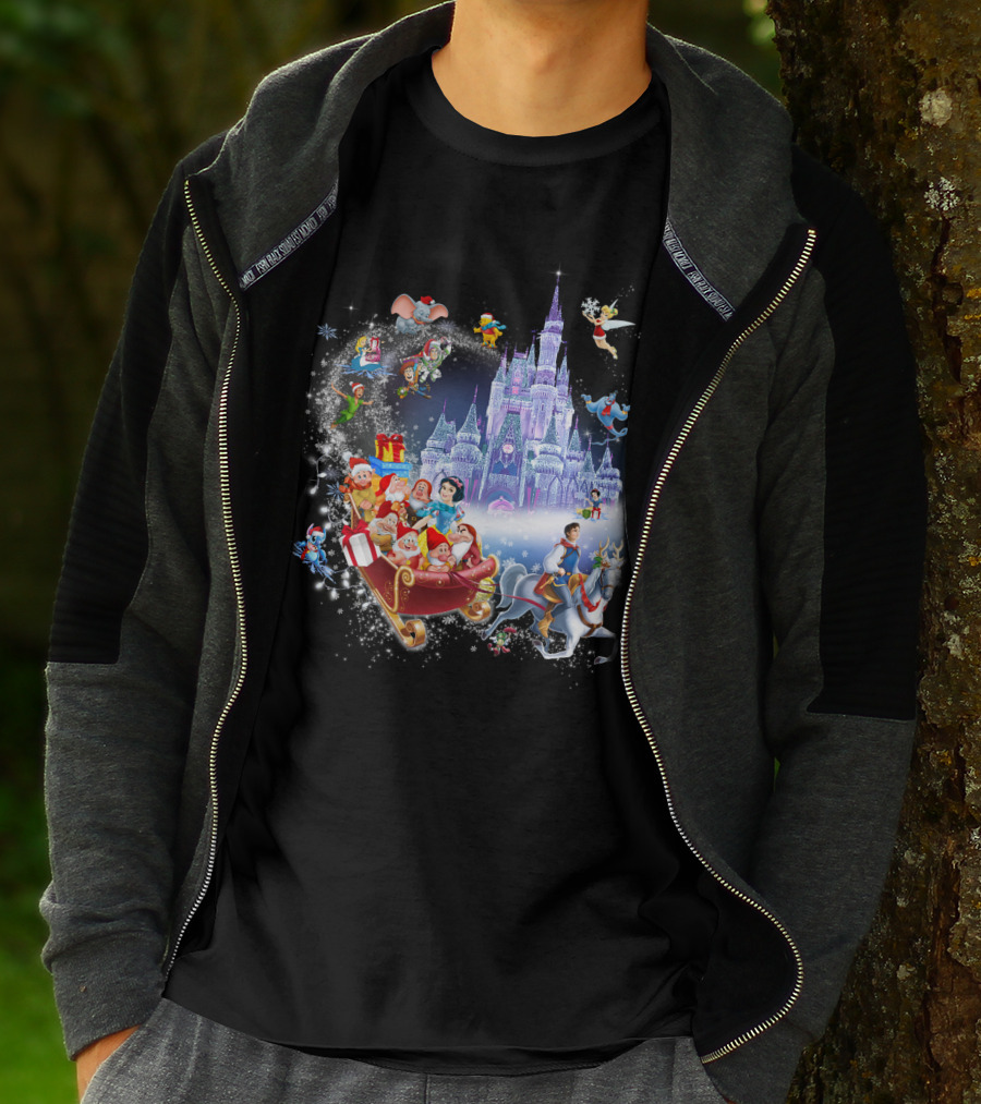 Snow White And Disney Friends Christmas Castle Adventure T-Shirt