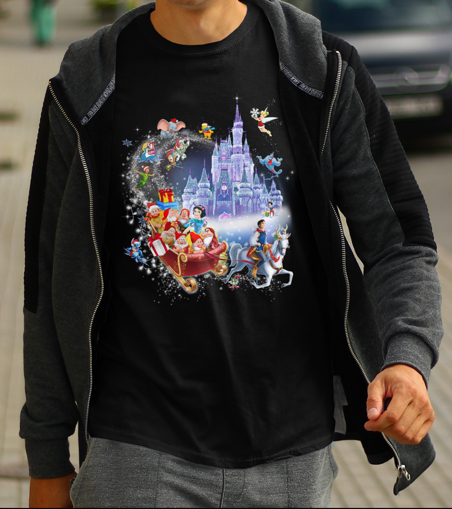 Snow White And Disney Friends Christmas Castle Adventure T-Shirt