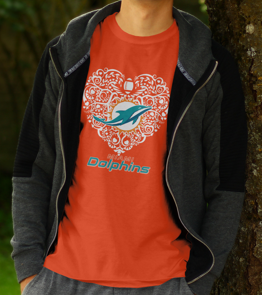 Love My Miami Dolphins Heart Football Theme T-Shirt