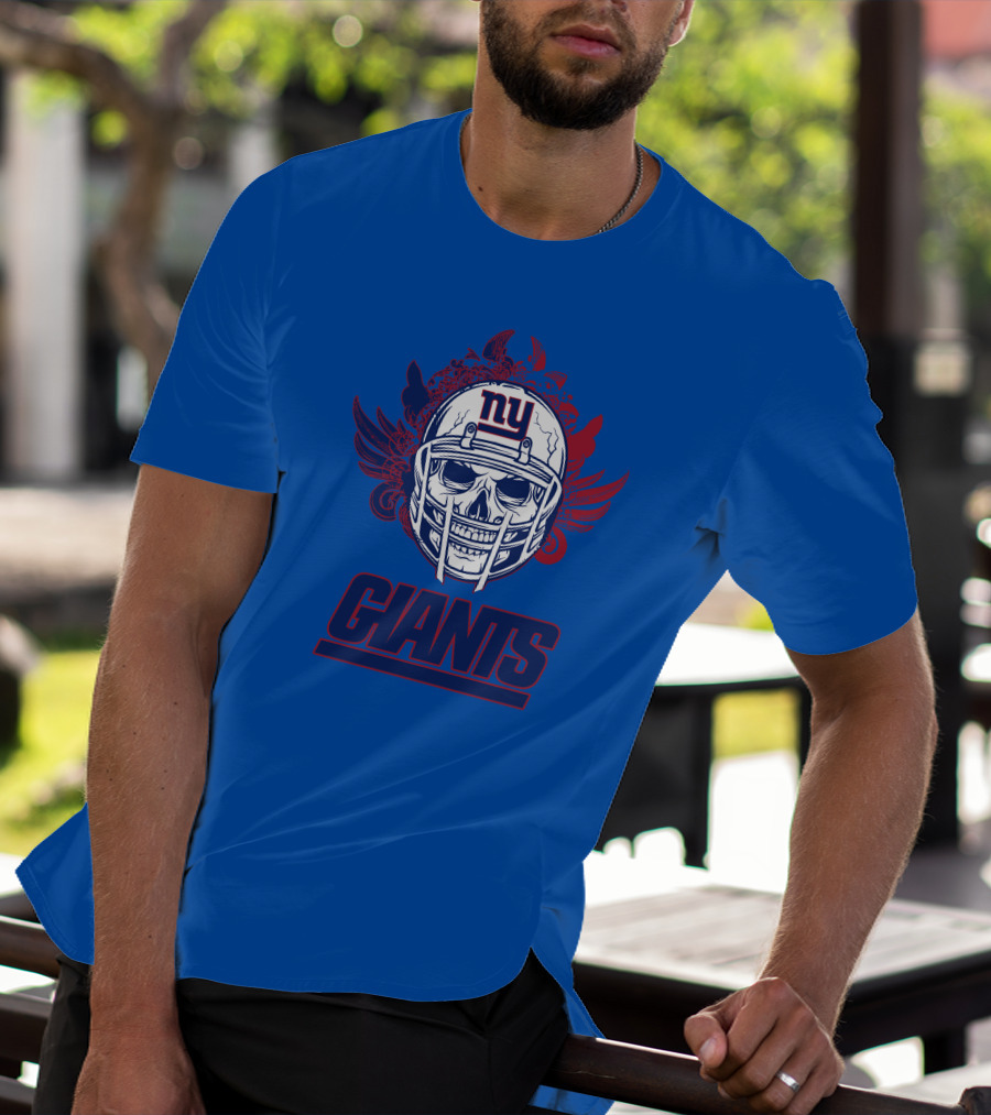 New York Giants Skull Helmet T-Shirt