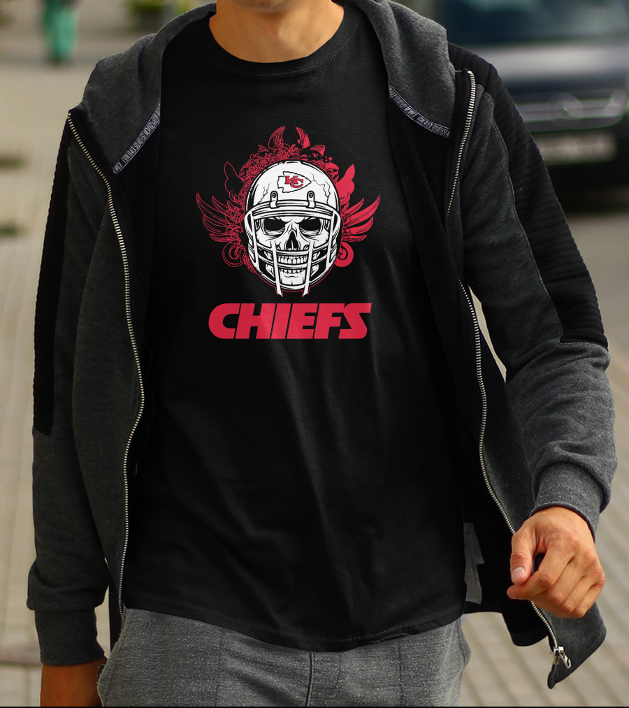 Kansas City Chiefs Skull Helmet T-Shirt
