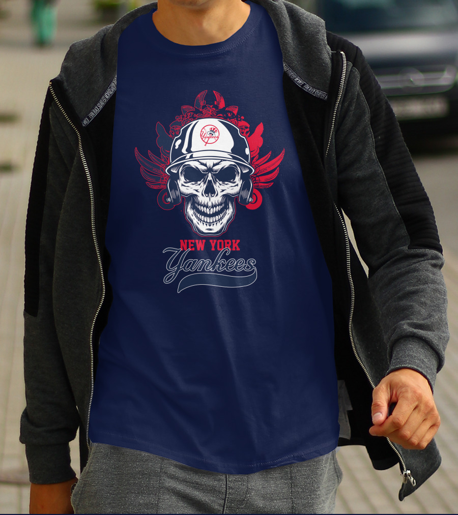 New York Yankees Skull Wings Helmet T-Shirt
