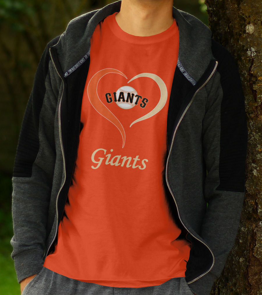 San Francisco Giants Baseball Heart Fan T-Shirt