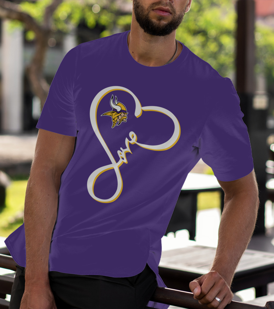Love Minnesota Vikings Heart T-Shirt