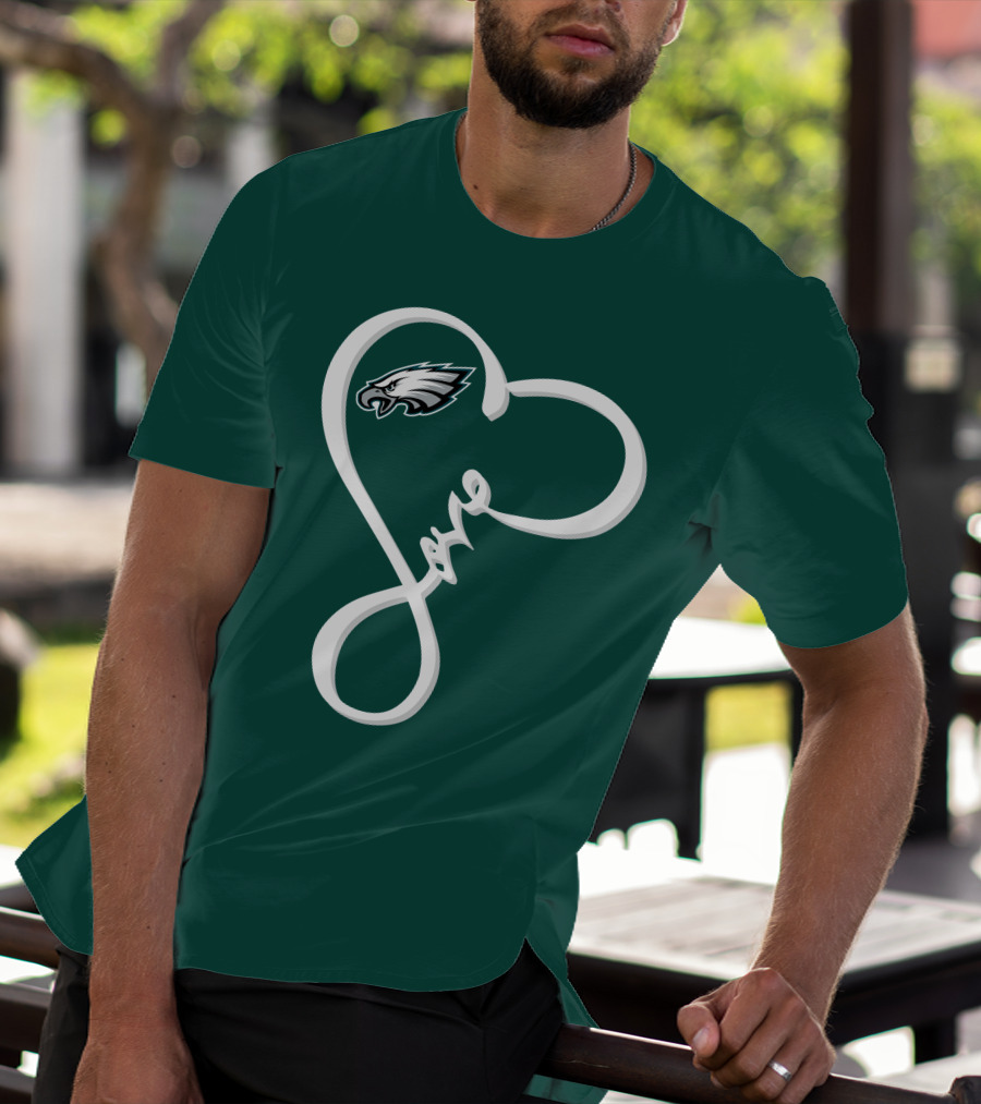 Philadelphia Eagles Love Heart T-Shirt