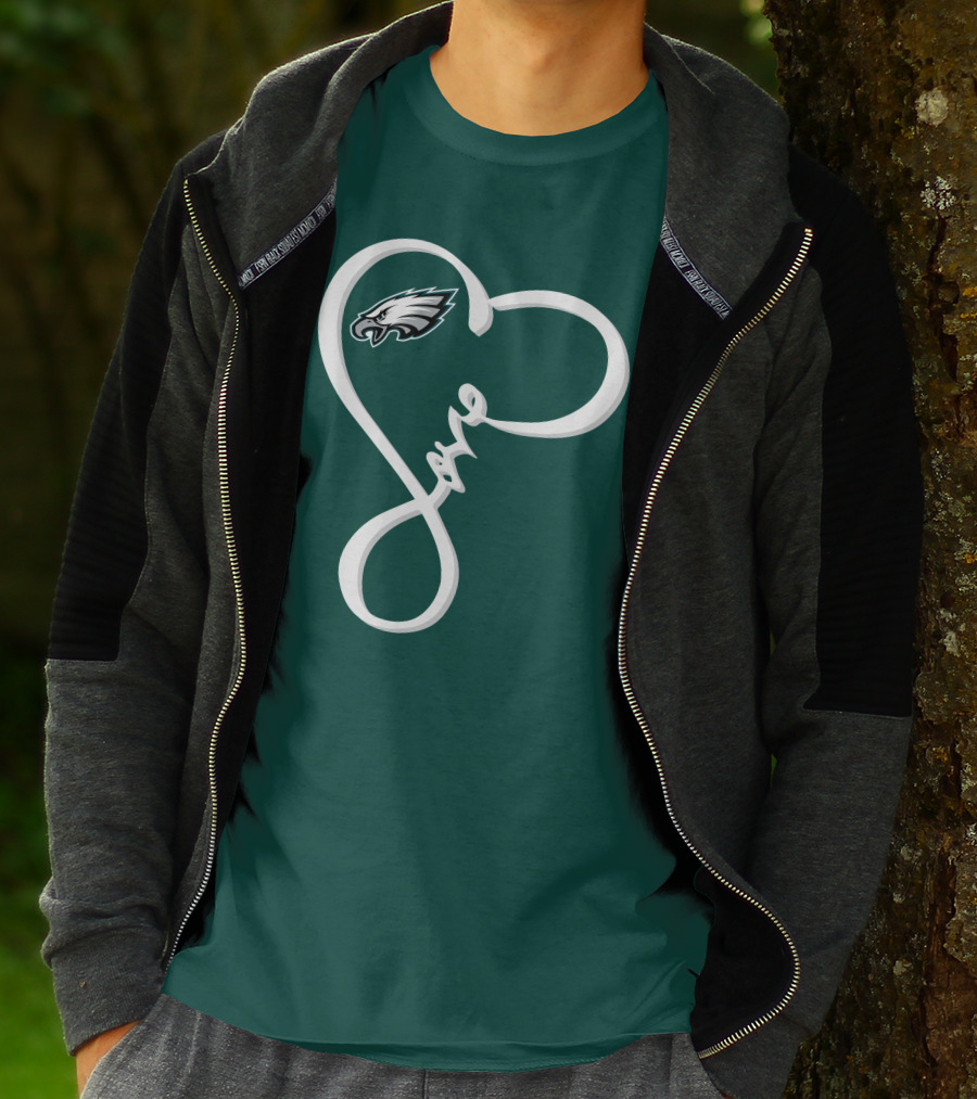 Philadelphia Eagles Love Heart T-Shirt