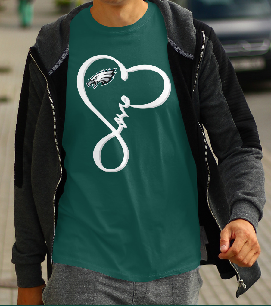 Philadelphia Eagles Love Heart T-Shirt