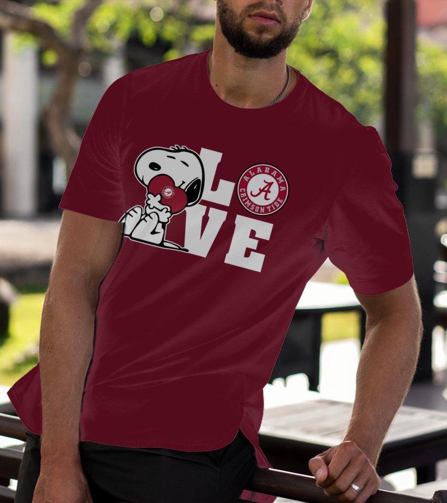 Snoopy Love Alabama Crimson Tide Football T-Shirt