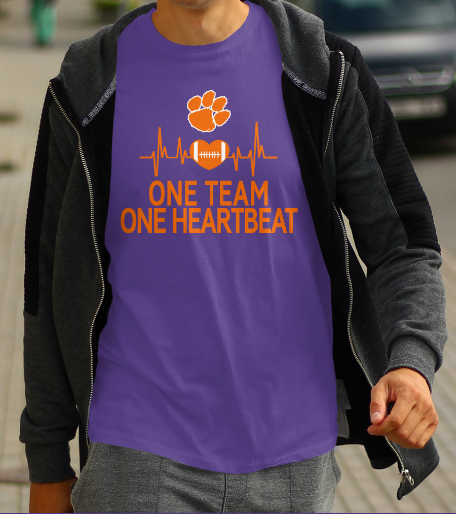 Clemson Tigers One Team One Heartbeat Football Paw Print Heartbeat T-Shirt