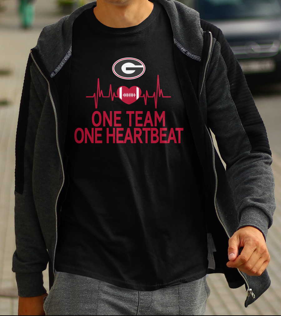 Georgia Bulldogs One Team One Heartbeat Football Heartbeat T-Shirt