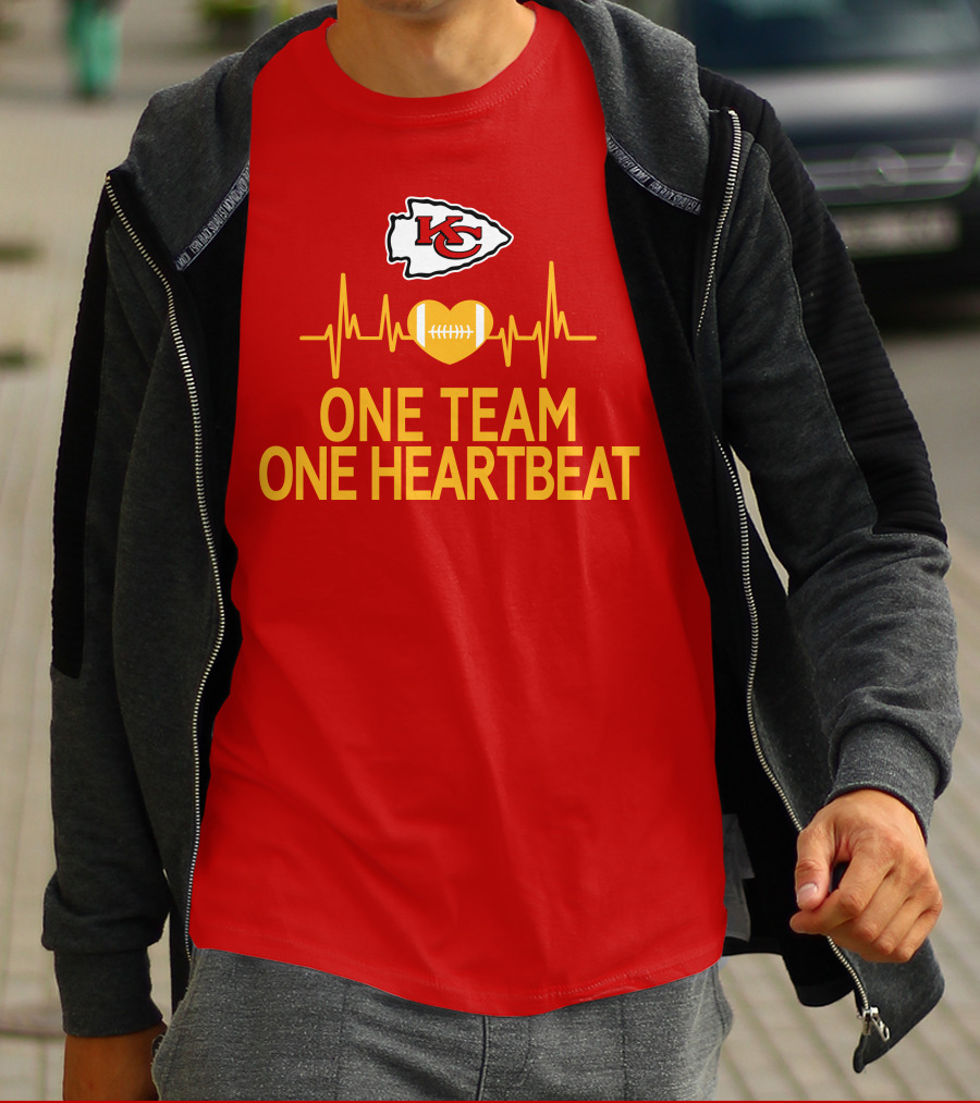 Kansas City Chiefs KC Logo Heartbeat Football One Team One Heartbeat T-Shirt