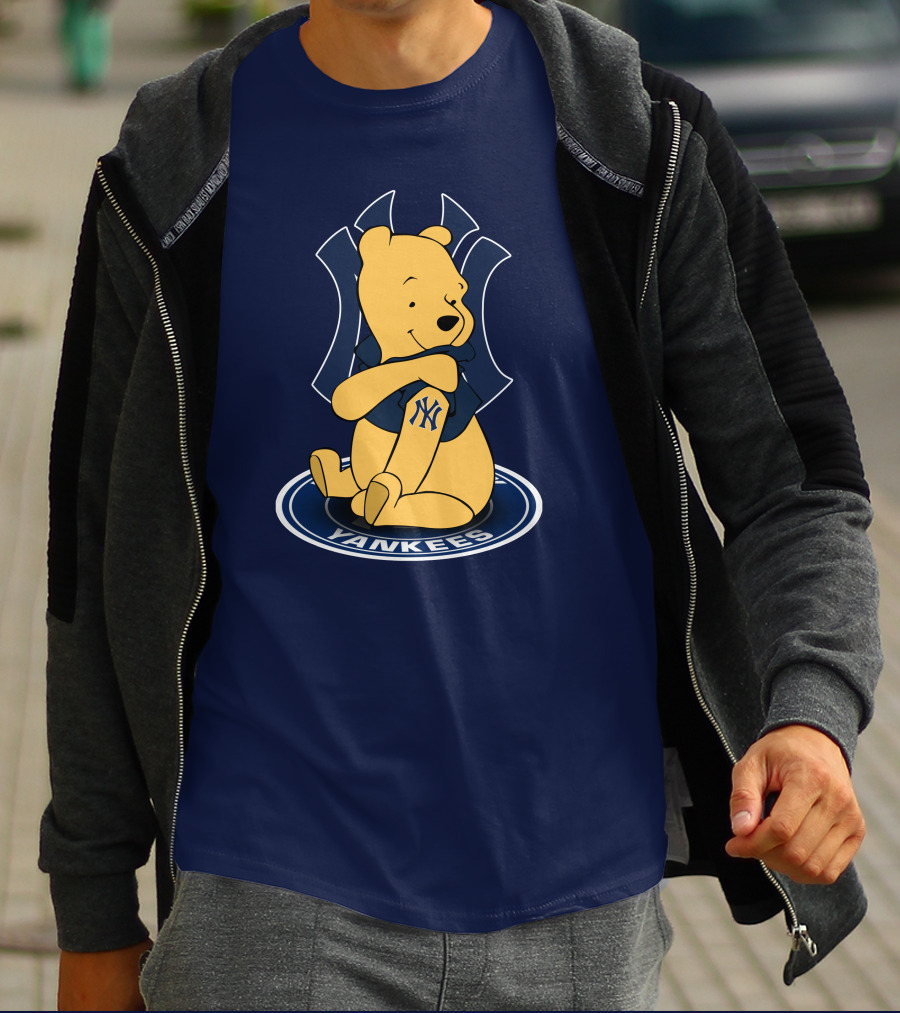 New York Yankees Winnie The Pooh Yankees Logo T-Shirt