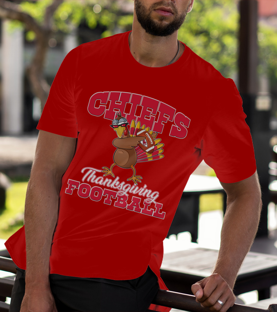 Chiefs Thanksgiving Football Turkey Holding Football T-Shirt