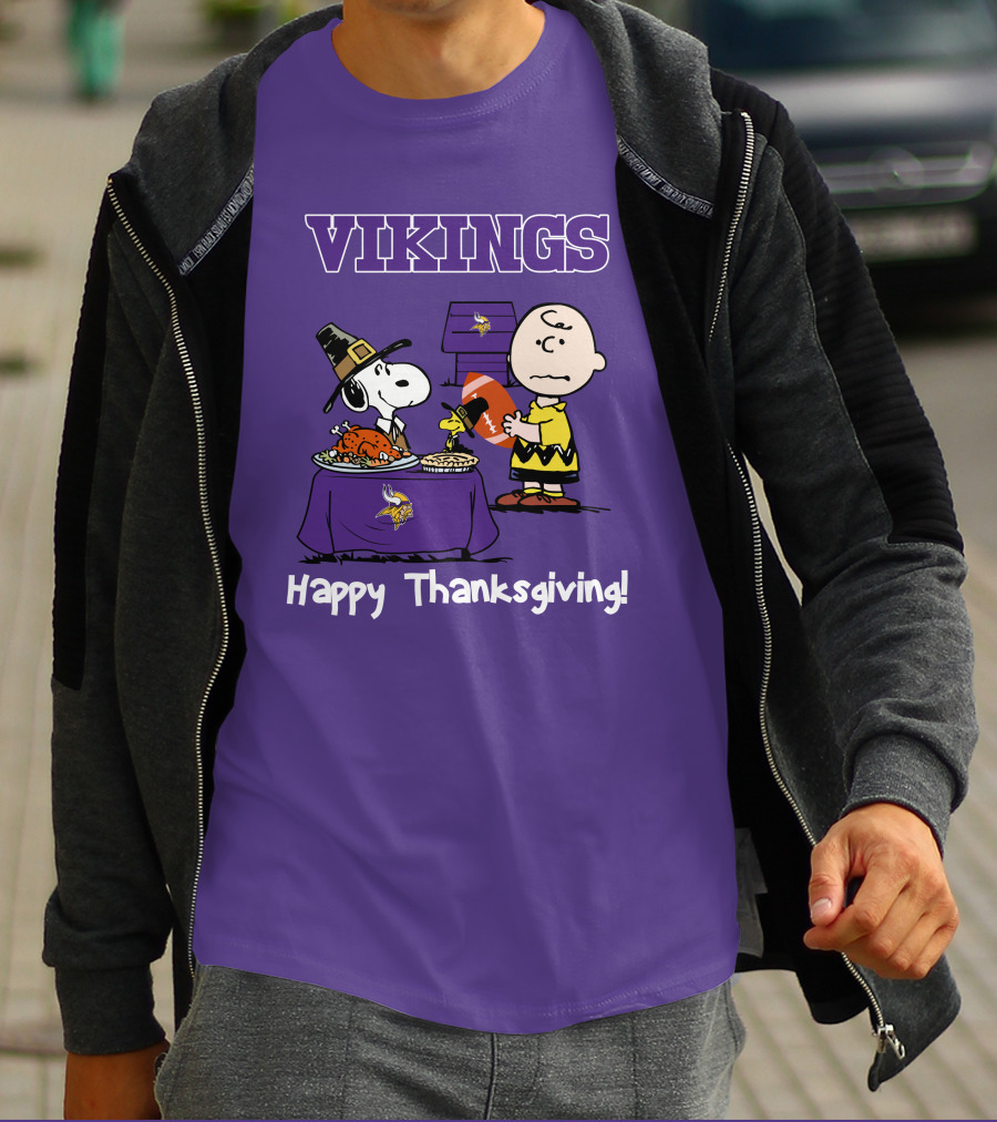 Vikings Snoopy Charlie Brown Thanksgiving Football Minnesota T-Shirt