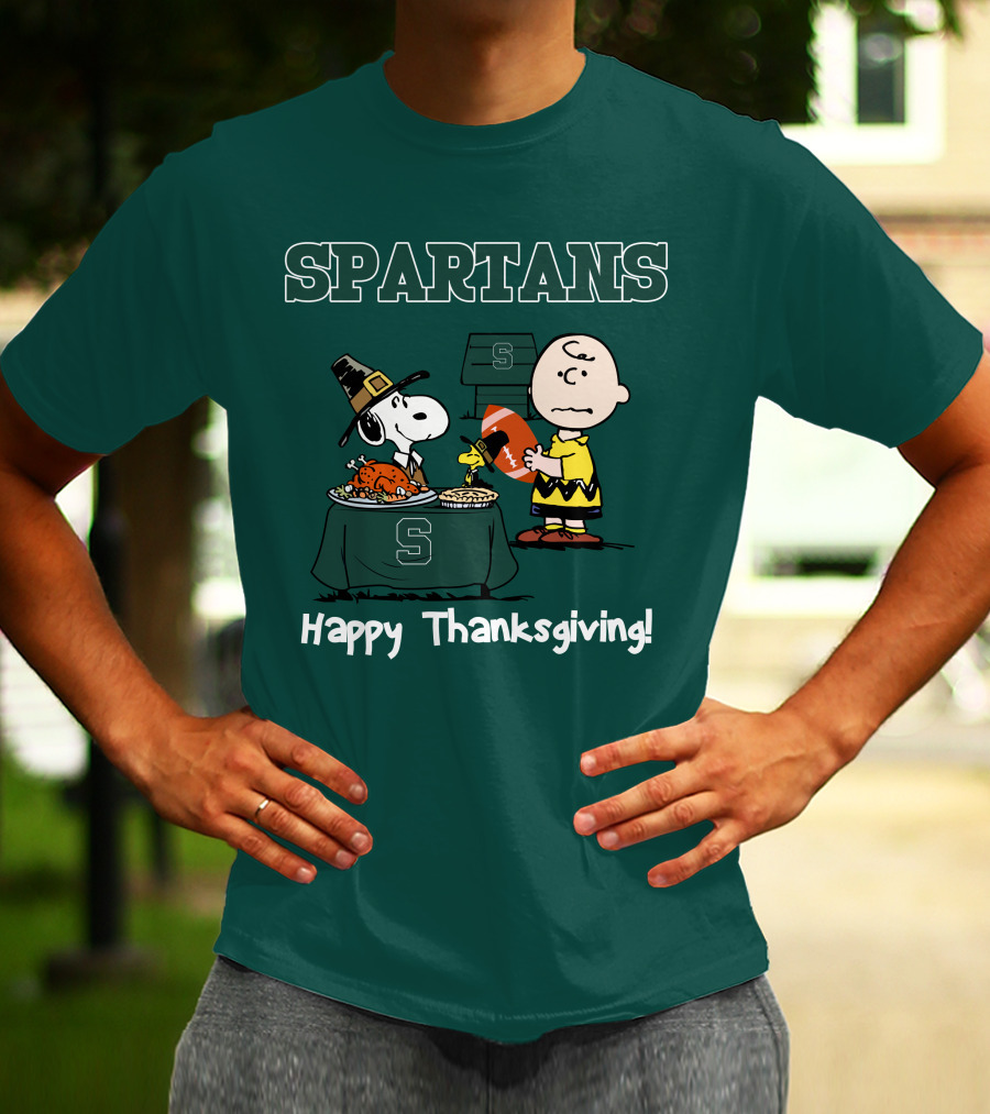 Spartans Snoopy Charlie Brown Thanksgiving Football T-Shirt