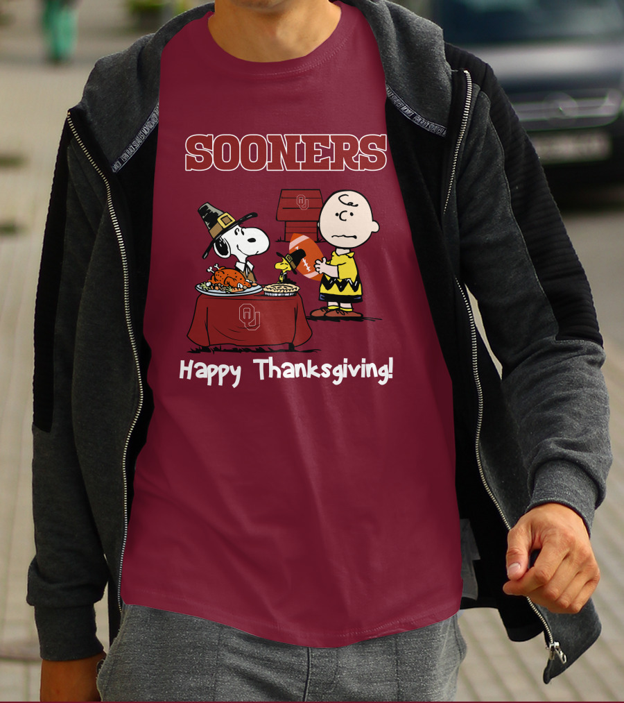 Sooners Happy Thanksgiving Snoopy And Charlie Brown T-Shirt