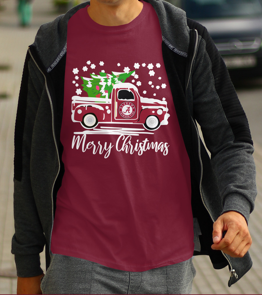 Merry Christmas Alabama Crimson Tide Vintage Truck Snowy Tree T-Shirt