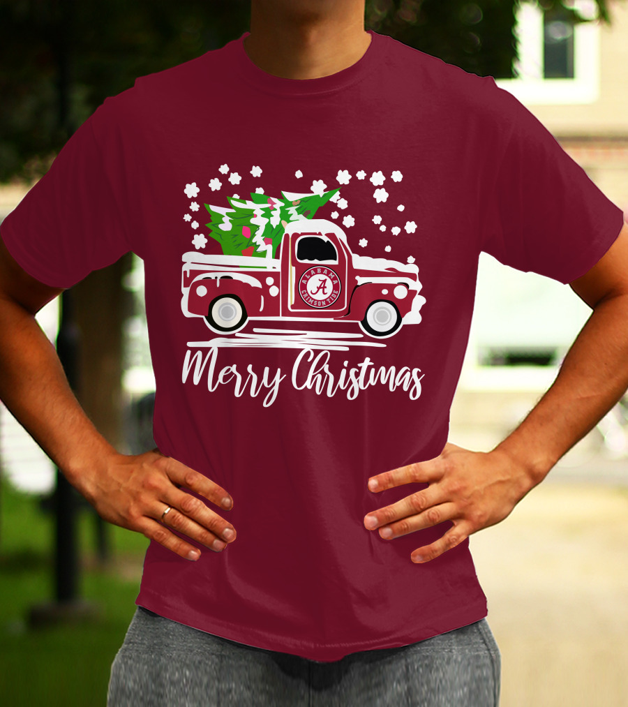 Merry Christmas Alabama Crimson Tide Vintage Truck Snowy Tree T-Shirt