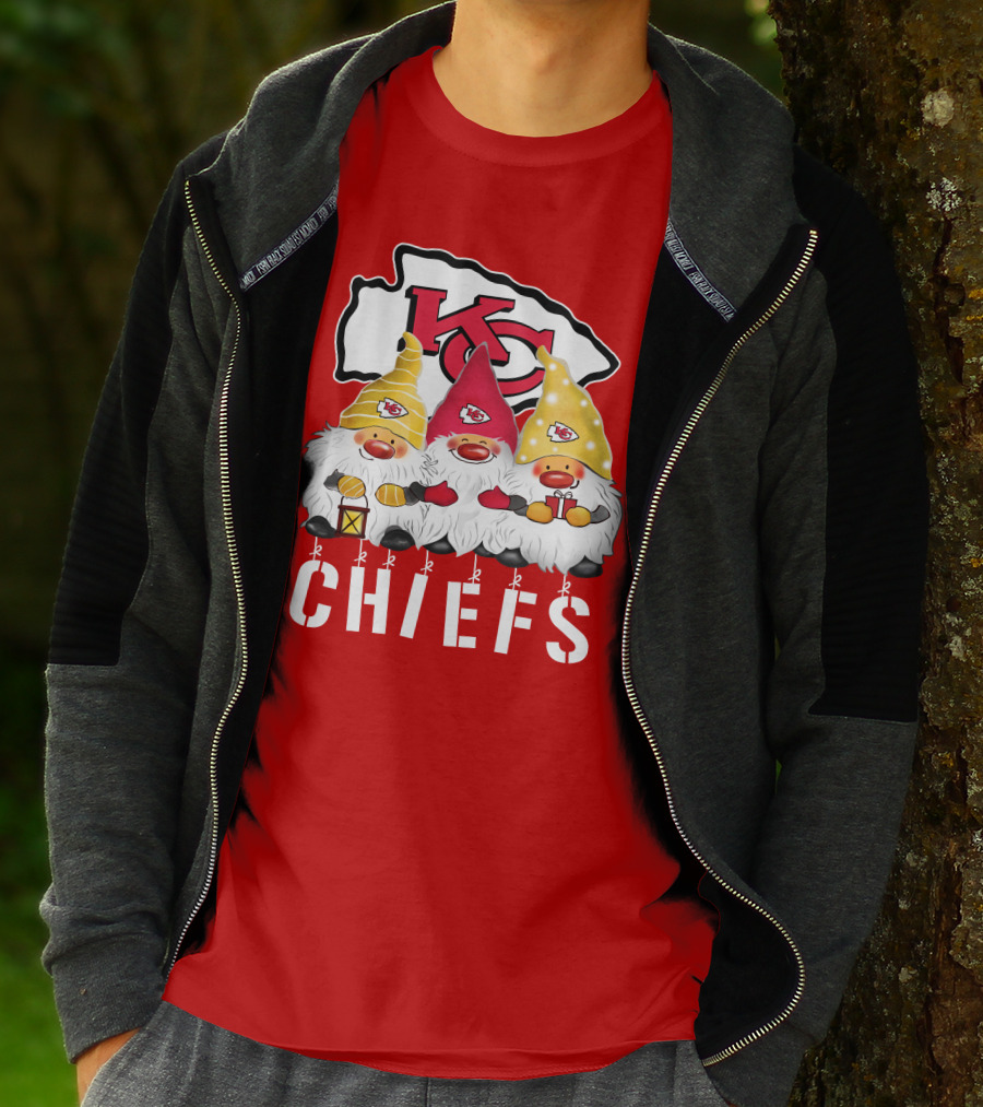 Kansas City Chiefs Merry Christmas Happy Holidays Gnomes T-Shirt