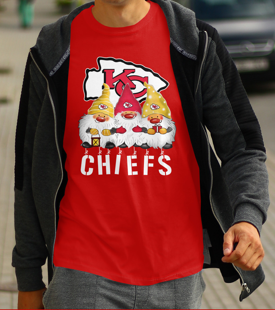 Kansas City Chiefs Merry Christmas Happy Holidays Gnomes T-Shirt
