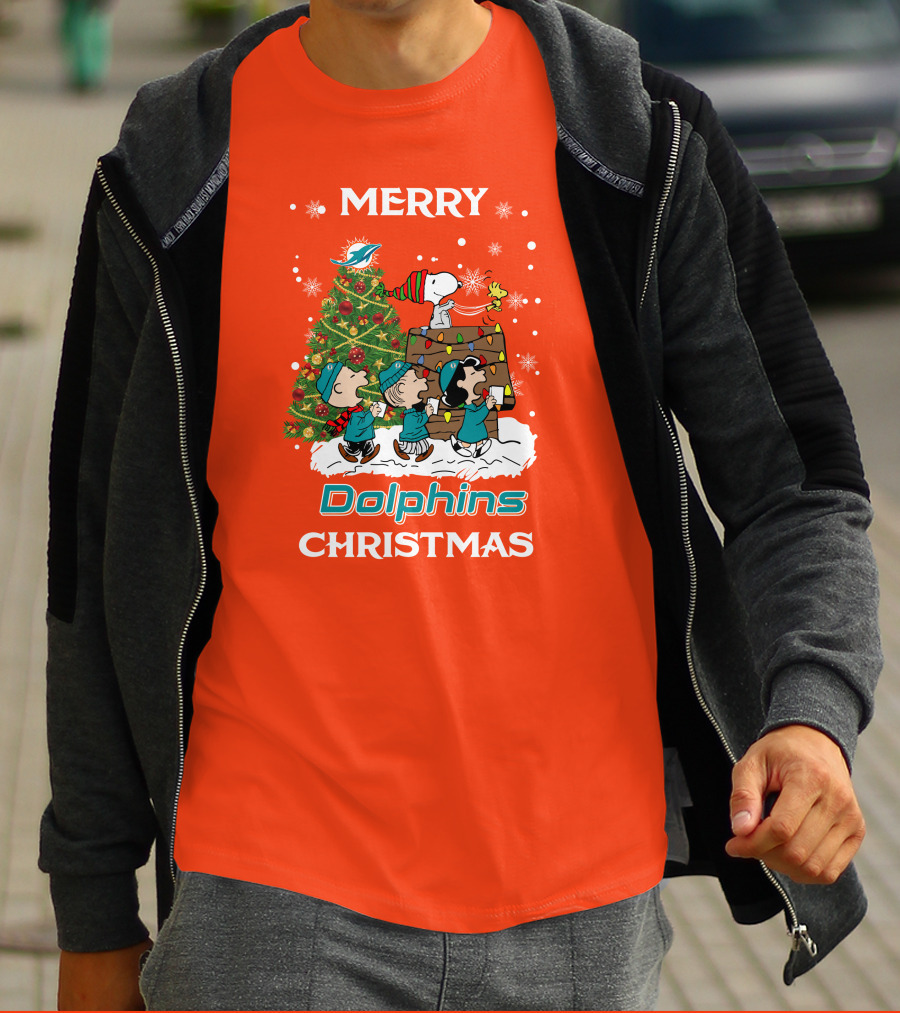 Merry Dolphins Christmas Peanuts Characters With Tree Miami T-Shirt