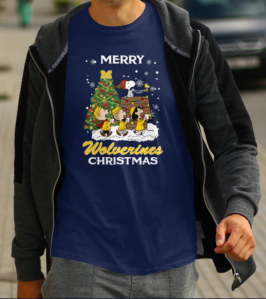 Merry Wolverines Christmas Peanuts Tree Celebration T-Shirt