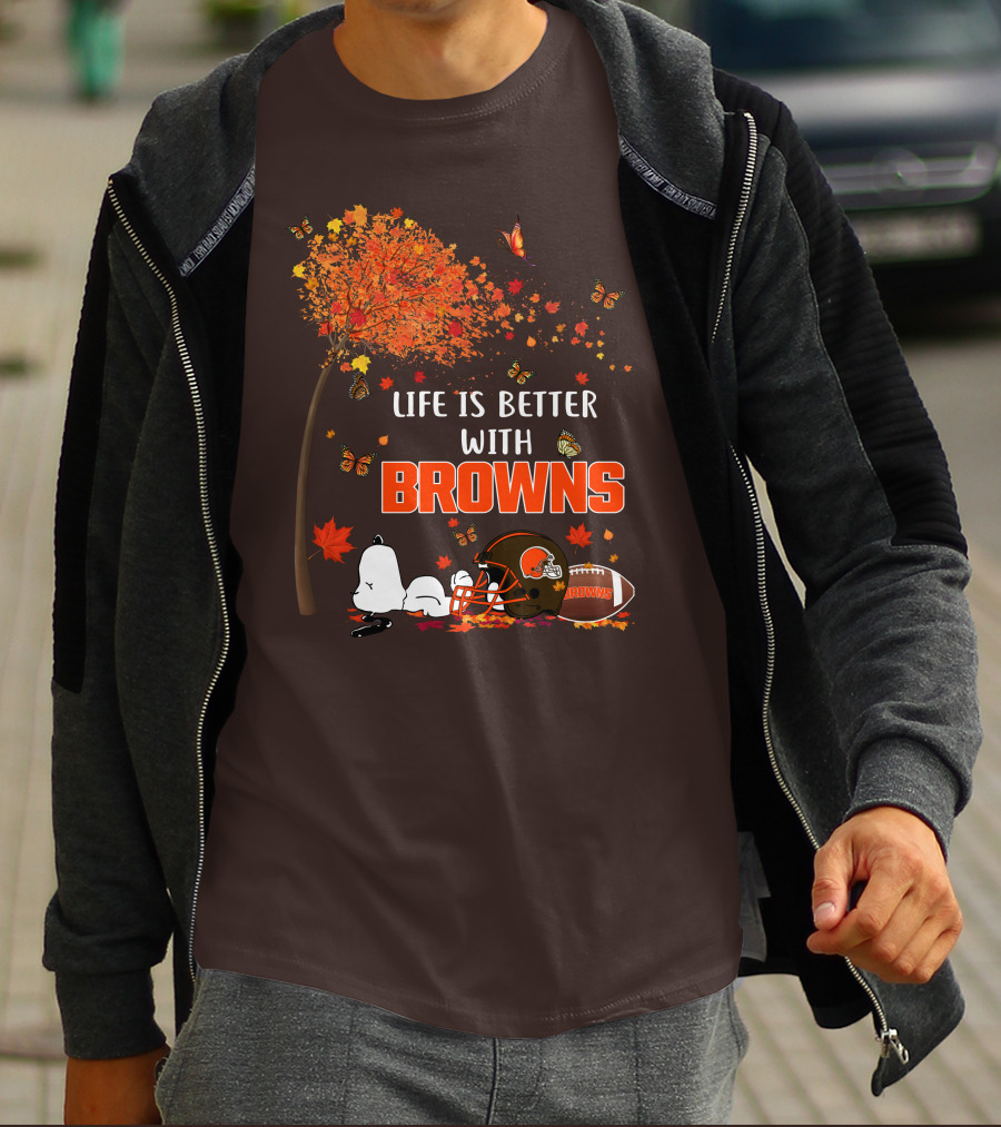 Life Is Better With My Cleveland Browns Football Autumn Scene And Peanuts Character T-Shirt