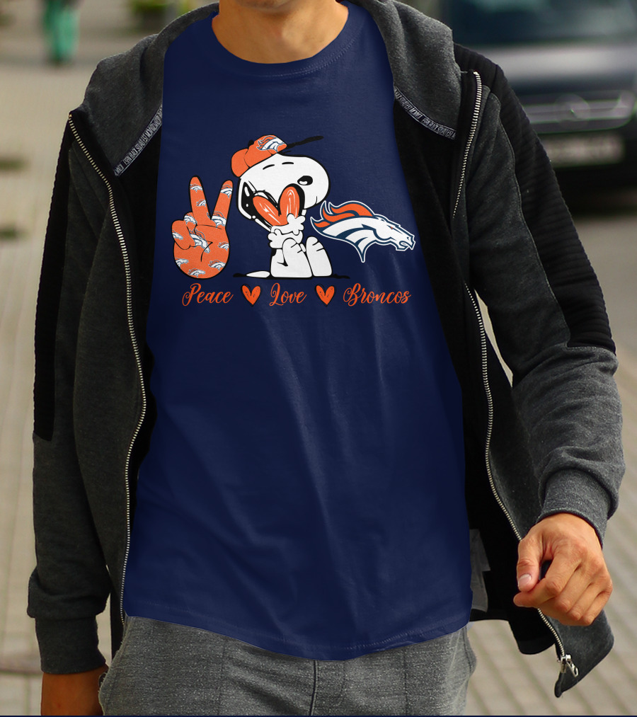 Peace Love Denver Broncos Snoopy Embrace T-Shirt