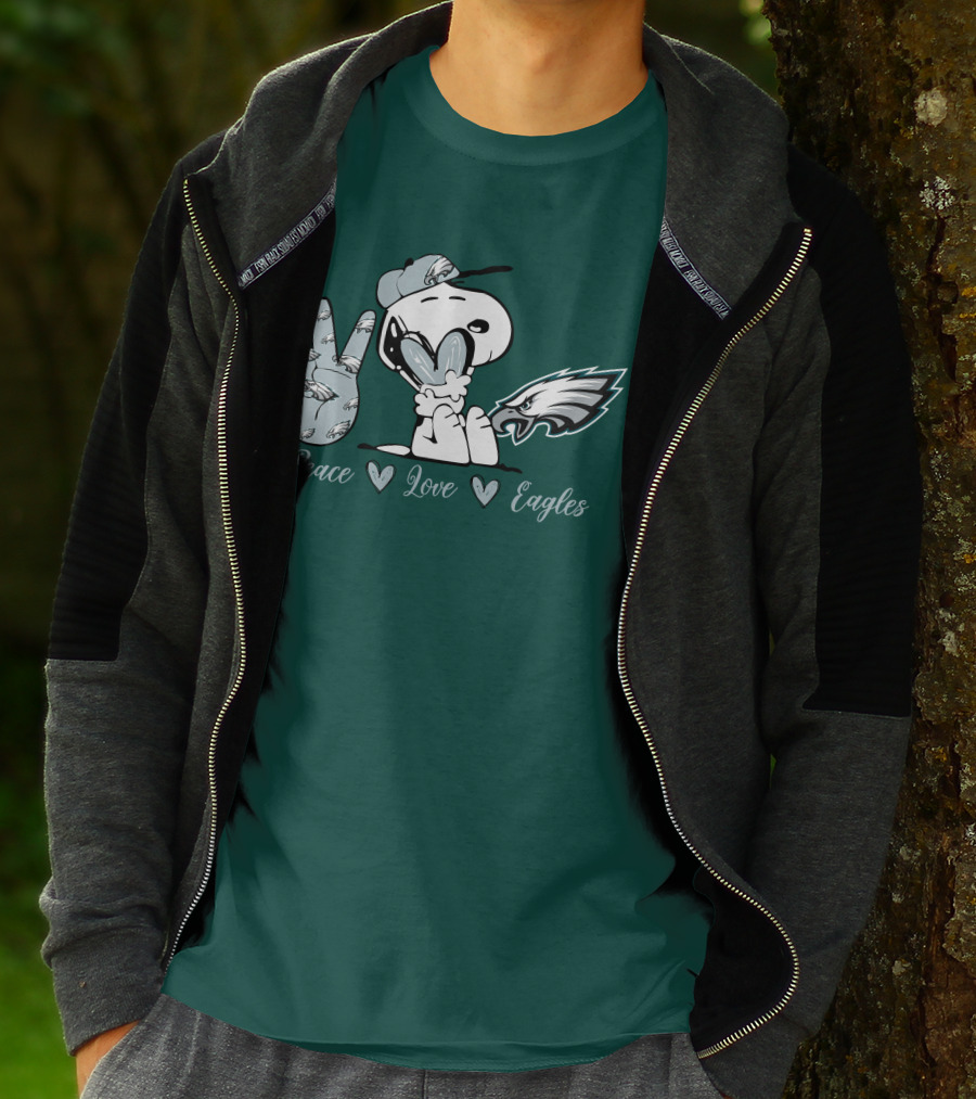 Peace Love Snoopy Philadelphia Eagles T-Shirt