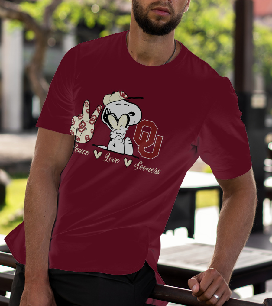 Peace Love Oklahoma Sooners Snoopy Ou T-Shirt
