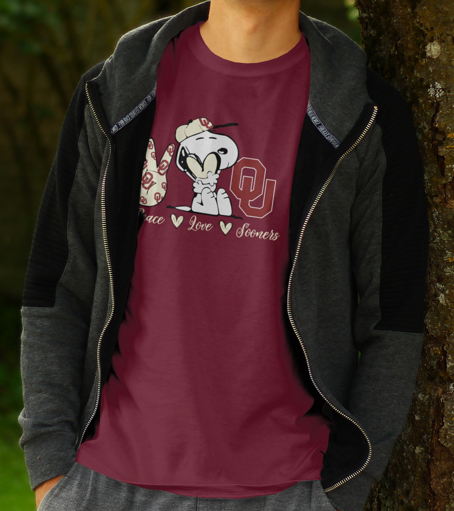 Peace Love Oklahoma Sooners Snoopy Ou T-Shirt