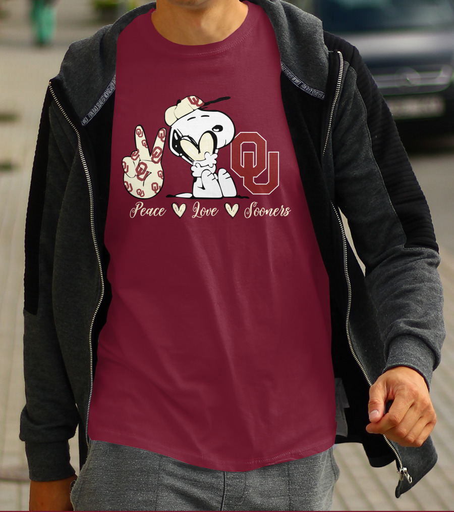 Peace Love Oklahoma Sooners Snoopy Ou T-Shirt