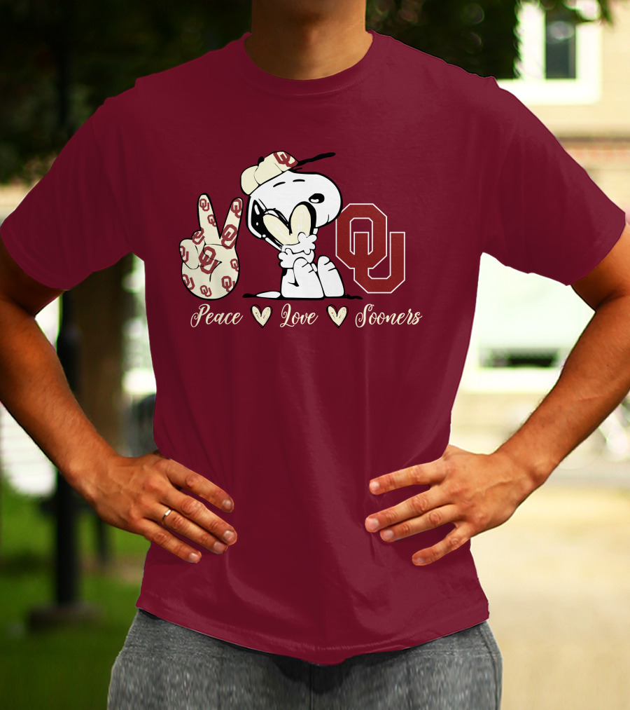 Peace Love Oklahoma Sooners Snoopy Ou T-Shirt
