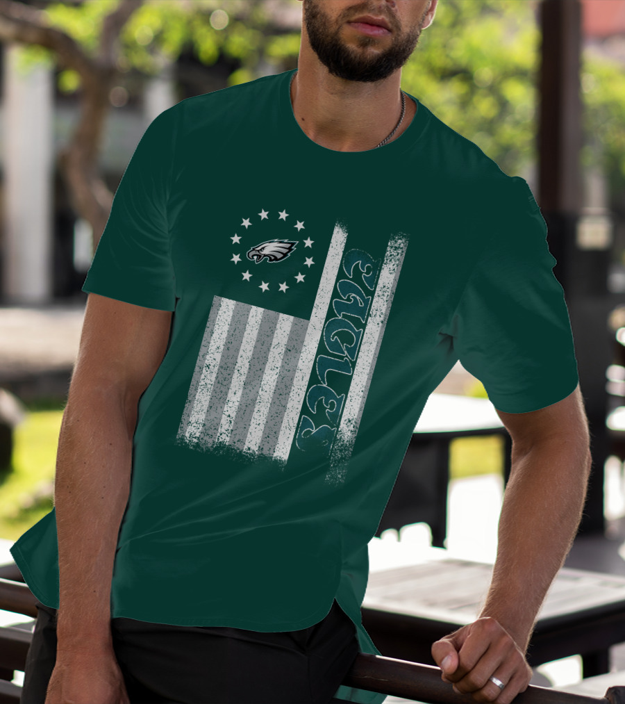 Philadelphia Eagles Stars And Stripes American Flag T-Shirt