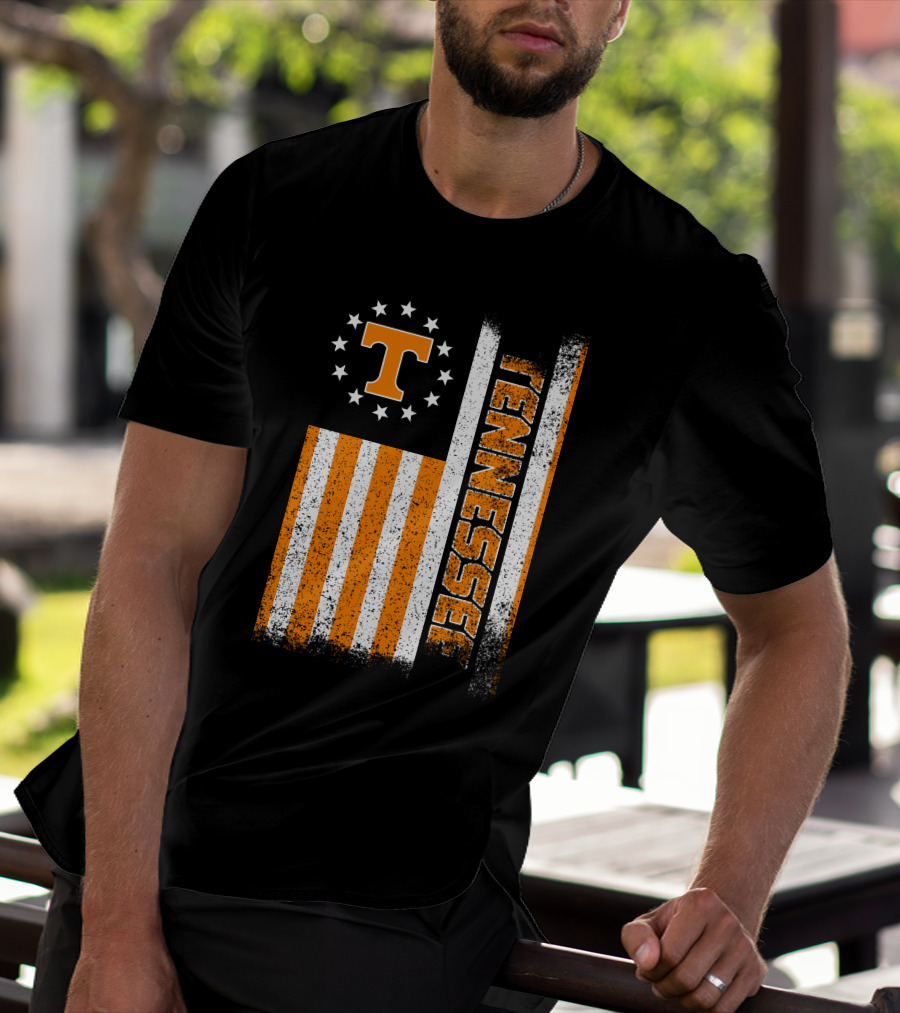 Tennessee Volunteers American Flag Stars And Stripes Vintage Look T-Shirt