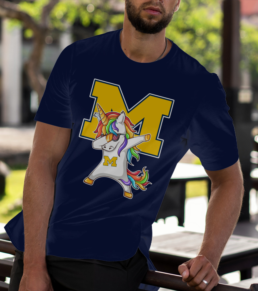 Michigan Wolverines Unicorn Dabbing M T-Shirt