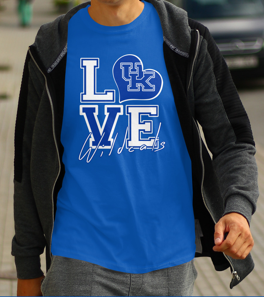 LOVE Kentucky Wildcats UK Heart Wildcats T-Shirt