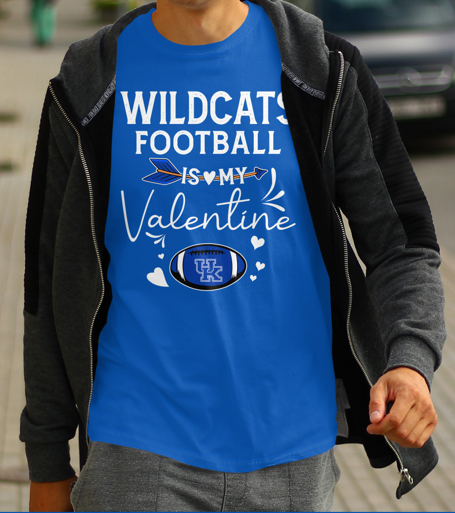 Wildcats Football Is My Valentine UK Football Heart Arrow T-Shirt