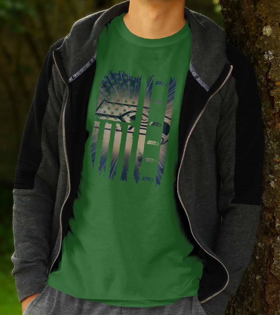 Seattle Seahawks American Flag Distressed Vintage T-Shirt