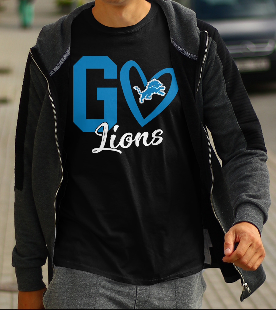 Go Lions Heart Detroit Lions T-Shirt