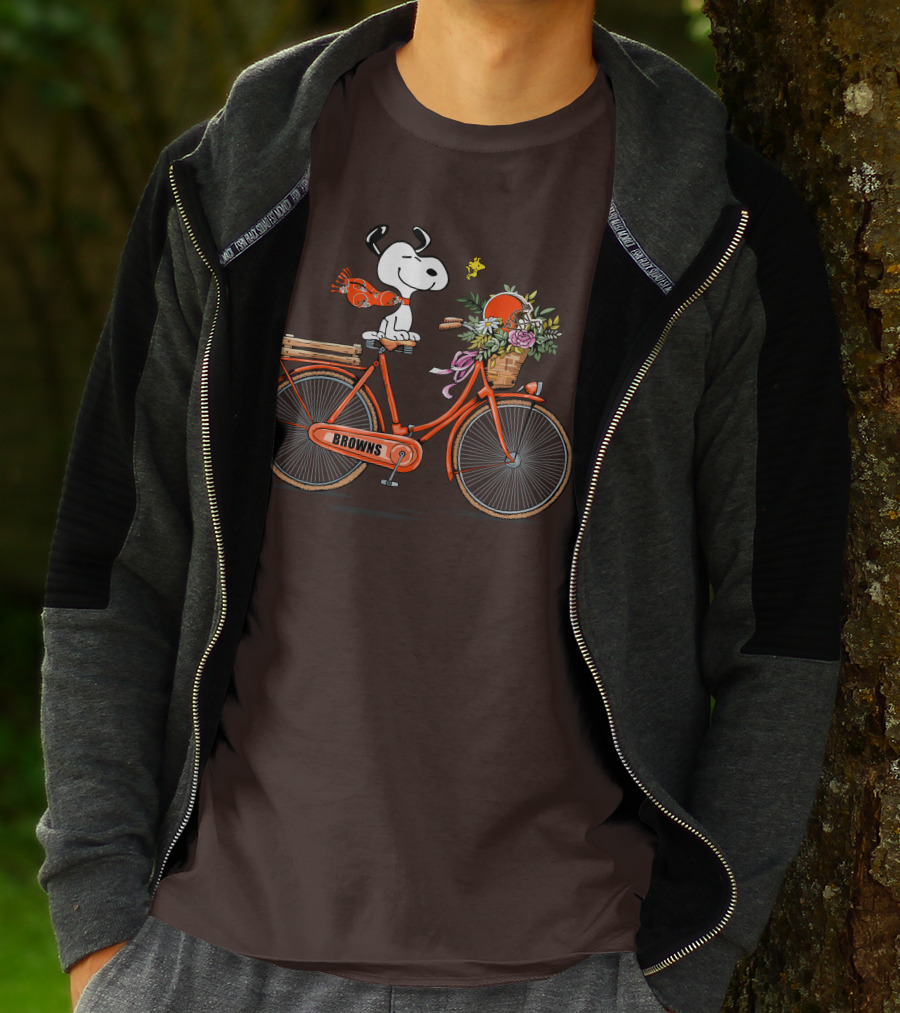 Cleveland Browns Snoopy Woodstock Flower Bicycle T-Shirt