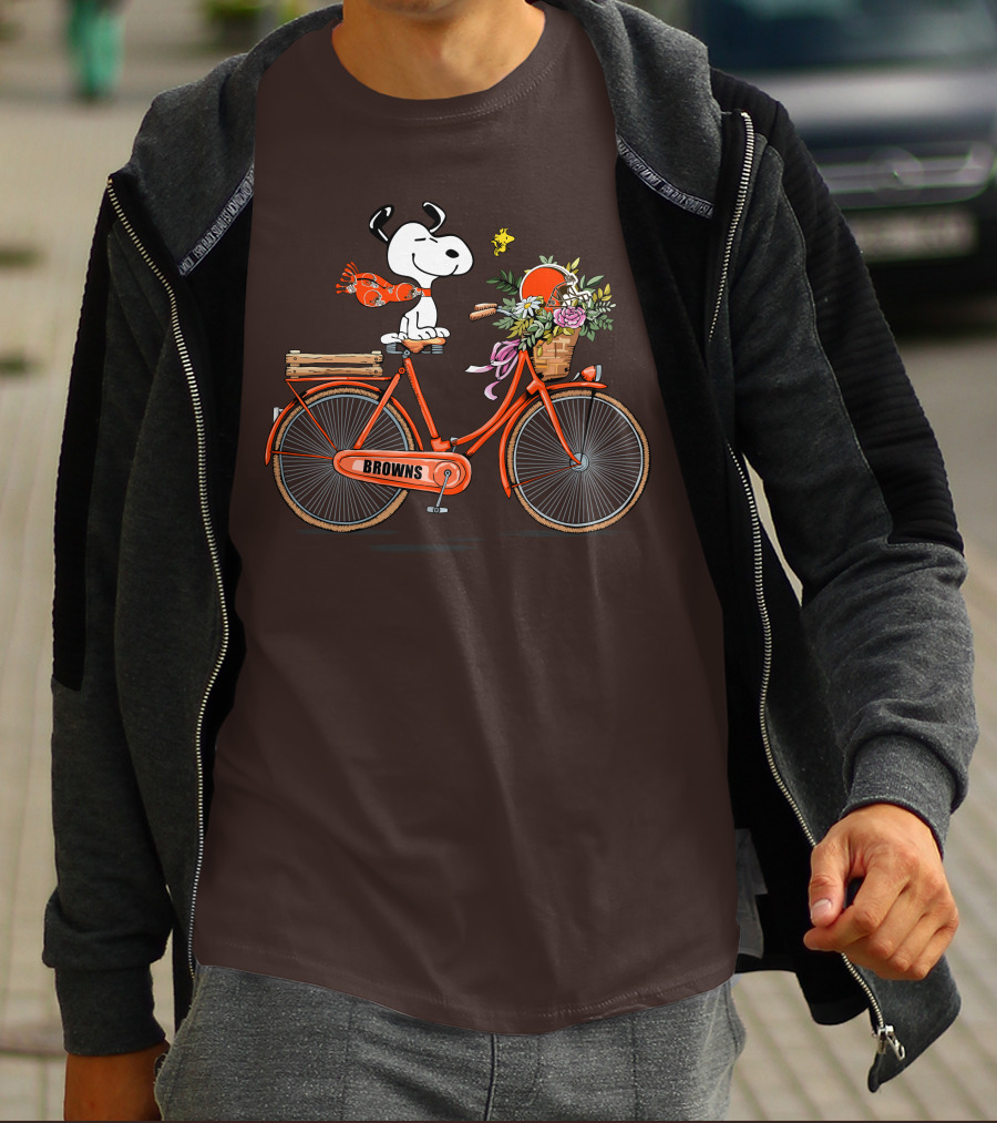 Cleveland Browns Snoopy Woodstock Flower Bicycle T-Shirt