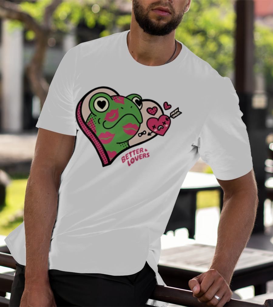 Better Lovers Love Frogs Heart Kisses Fun Graphic T-Shirt